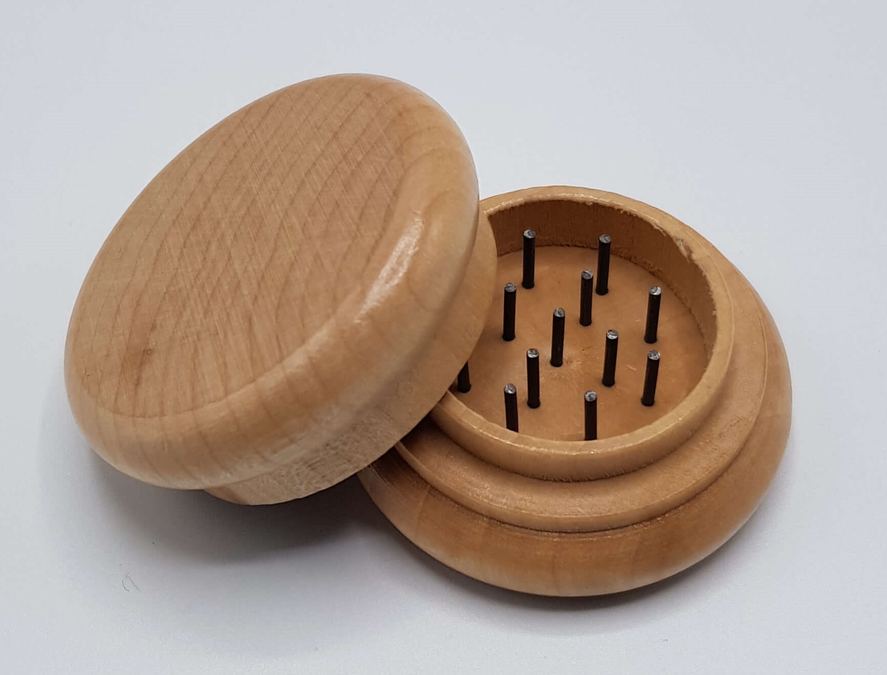 GRINDER WOODEN HANDMADE
