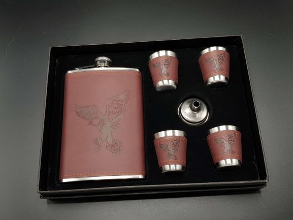 ΦΛΑΣΚΙ STAINLESS STEEL SET ΜΕ ΣΥΝΘΕΤΙΚΗ ΕΠΕΝΔΥΣΗ 8oz