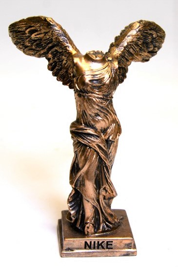 ΑΓΑΛΜΑ ΝΙΚΗ 14,5x11cm GOLD
